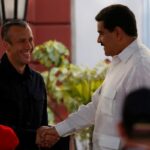 Maduro, traicionado por su propio círculo